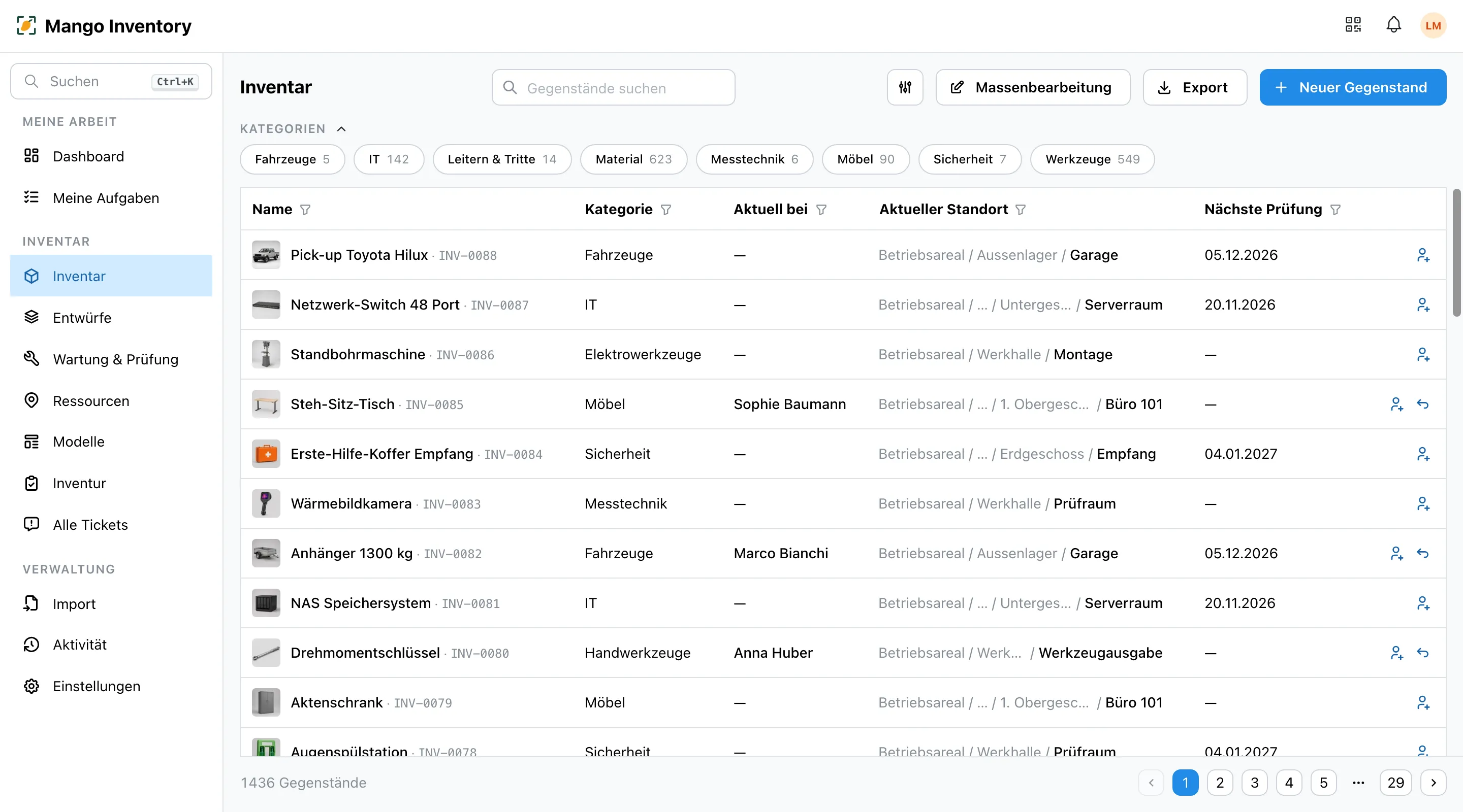 Die Inventar-Tabelle mit Kategorien und den Spalten Name, Kategorie, aktuelle Person, aktueller Standort und nächste Prüfung