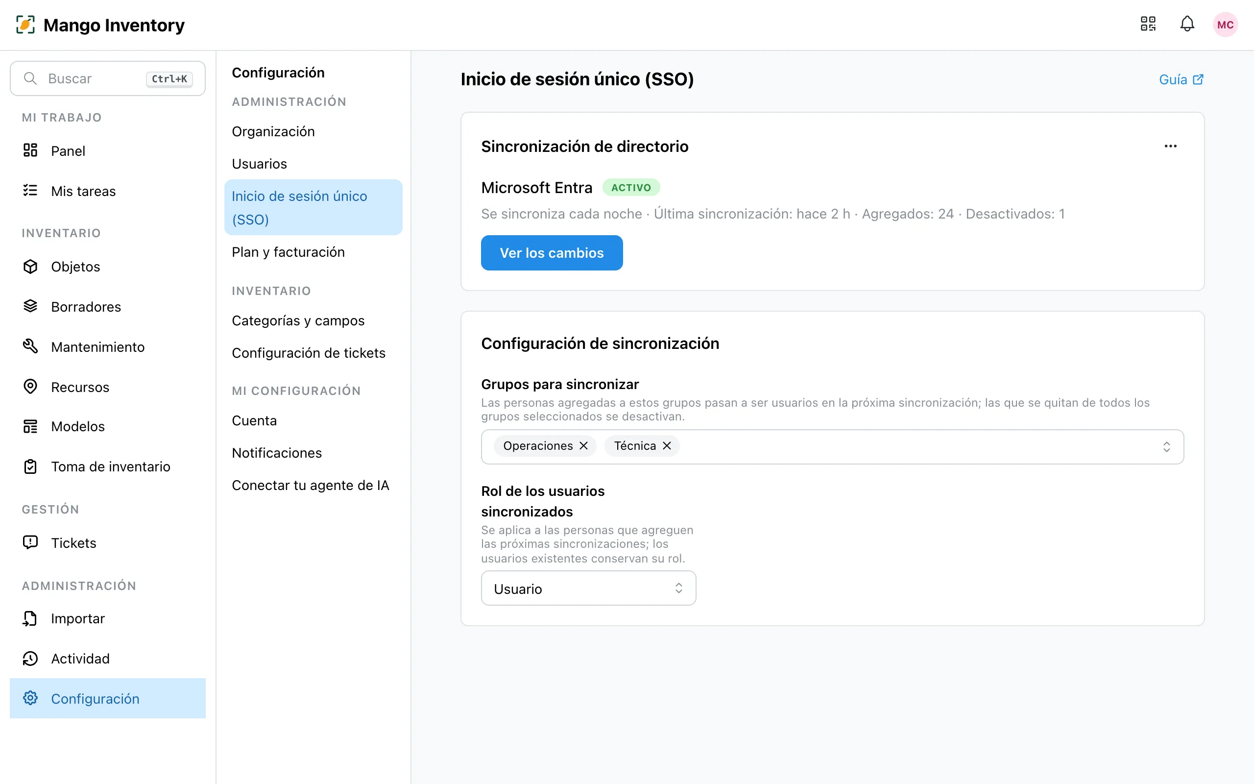 La página «Inicio de sesión único (SSO)» con la sincronización de directorio conectada: el proveedor, el estado «Activo» y la línea con la última ejecución